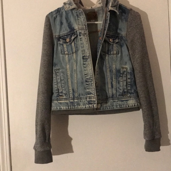 American Eagle Outfitters Jackets & Blazers - Jean jacket